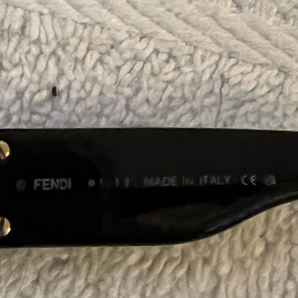 Mens Fendi Sunglasses - Picture 7 of 8